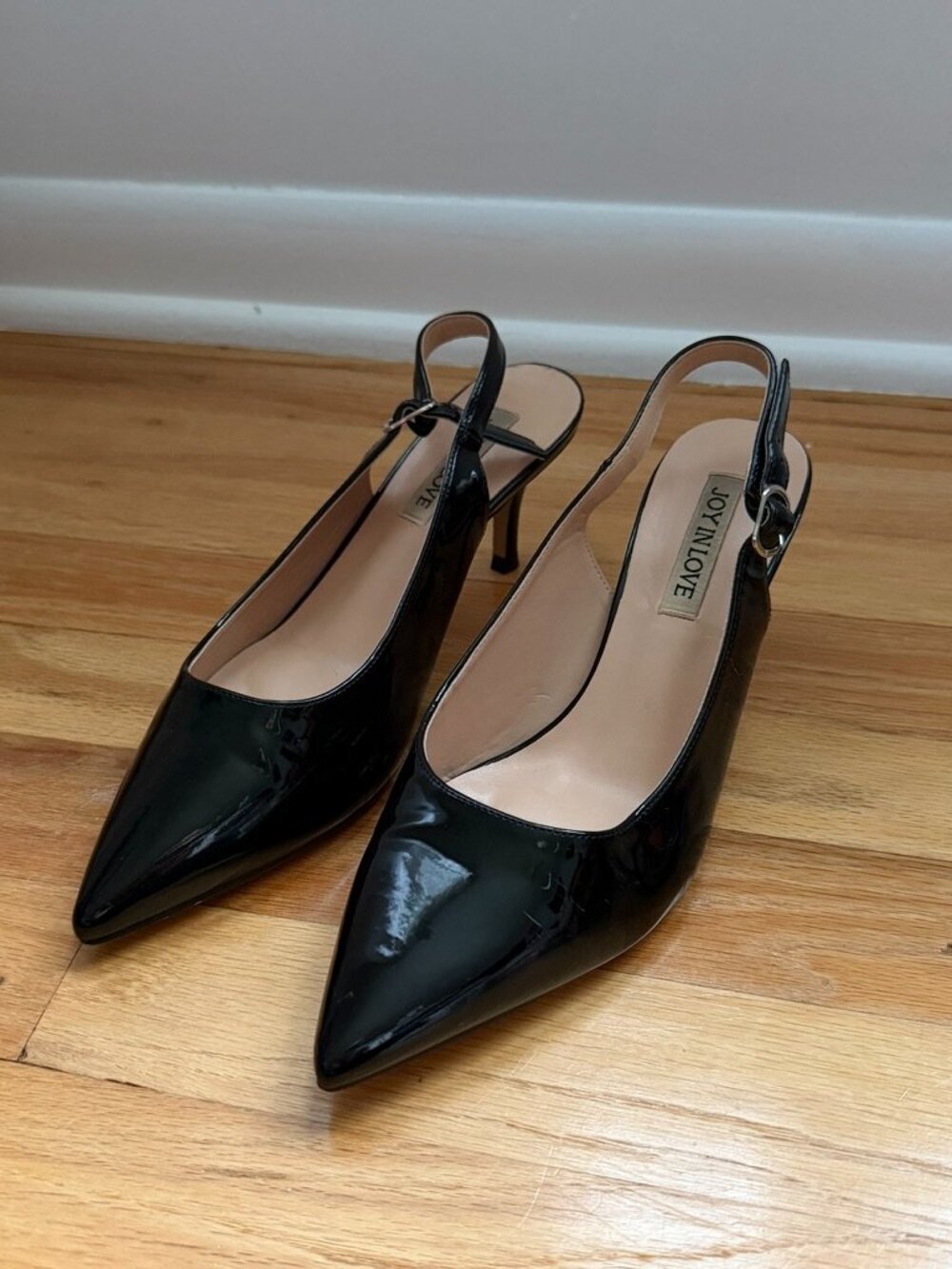 Black Patent Leather Slingback Kitten Heels Size 7.5